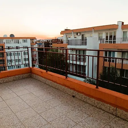 Riviera 아파트 라브다