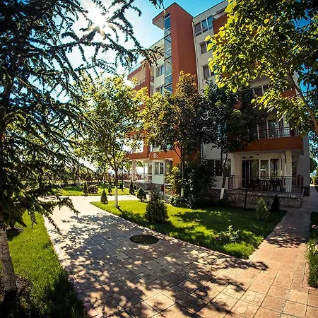 Riviera Apartment