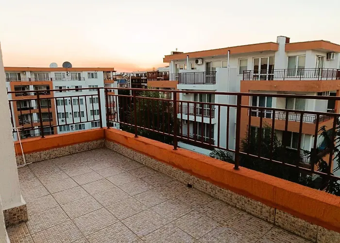 Riviera Апартамент Равда